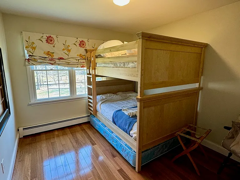 11 Van Campen Ln — Photo 35