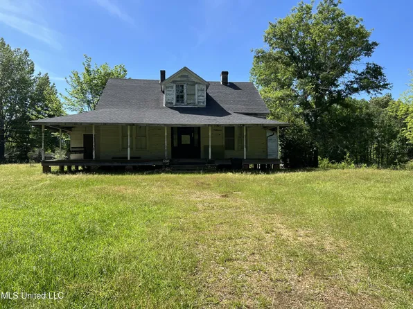 172 Tate Ln, Natchez, MS 39120
