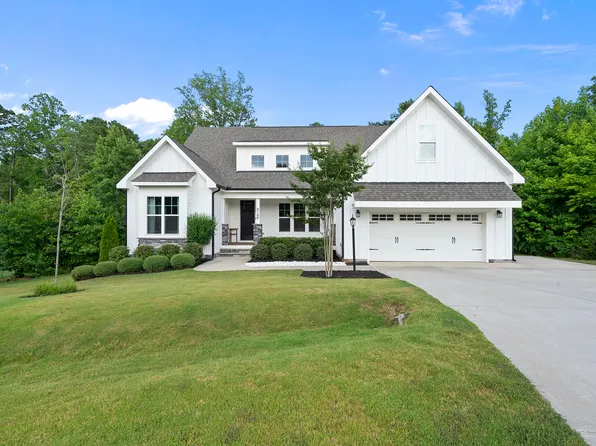 2105 Orchard Lake Dr, Apex, NC 27539