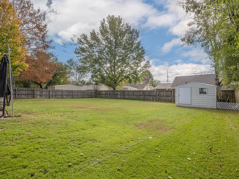 4153 Cypress St — Photo 32