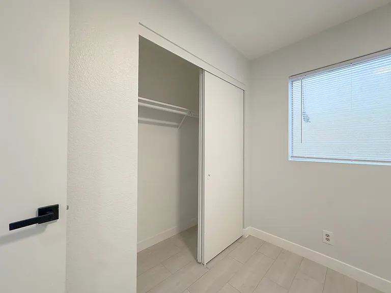 21828 Belshire Ave #15 — Photo 22