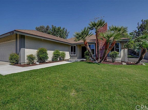 3rd image of 10366 Alta Loma Dr