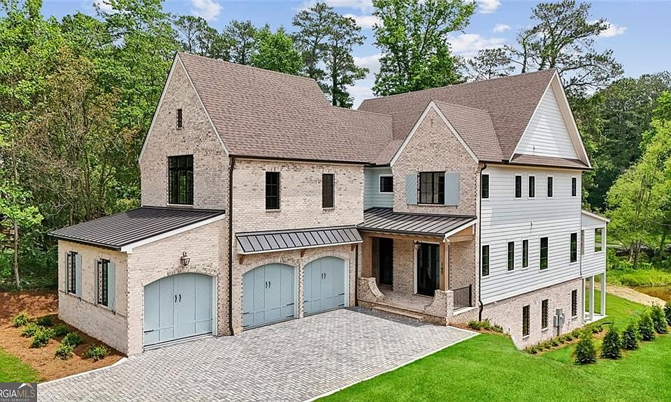 1st image of 160 Lake Estates Dr