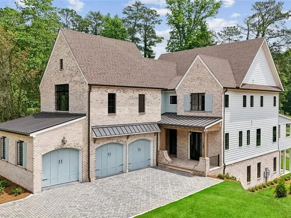 160 Lake Estates Dr, Roswell, GA 30075