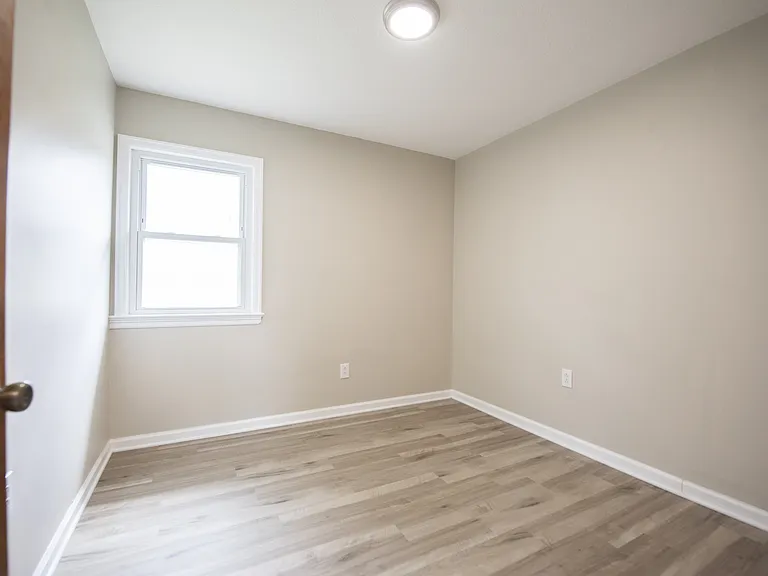 9328 W Ridgewood Dr — Photo 11