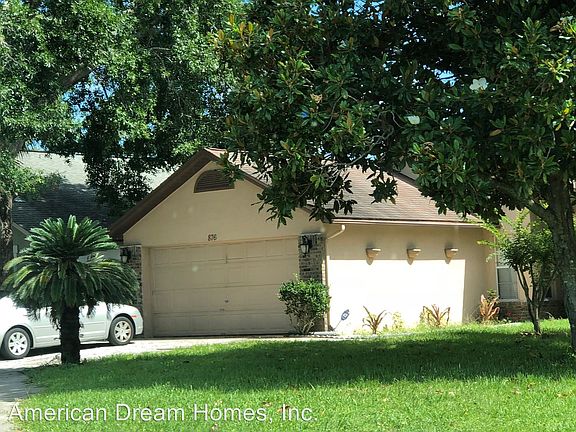 2nd image of 876 Ferry Landing Ln