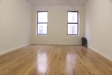 Rented by Roberto Guilbet, LREB