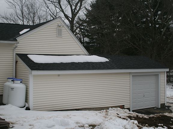 Back house with 2nd garage