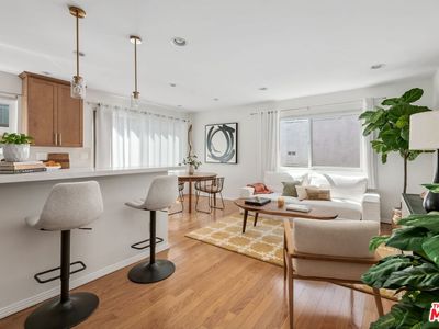 976 Larrabee St APT 232, West Hollywood, CA, 90069