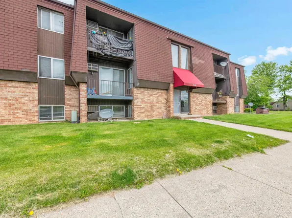 21640 Hillside Dr #3C, Clinton Township, MI 48035