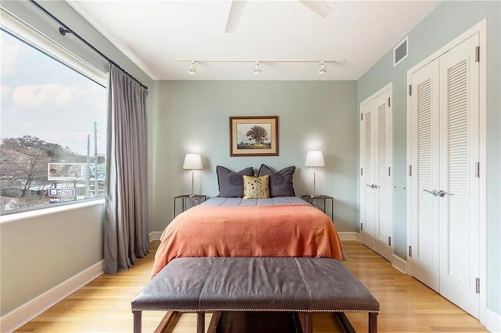 1 bed, 1.0 bath, 774 sqft, $3,000 — Photo 1