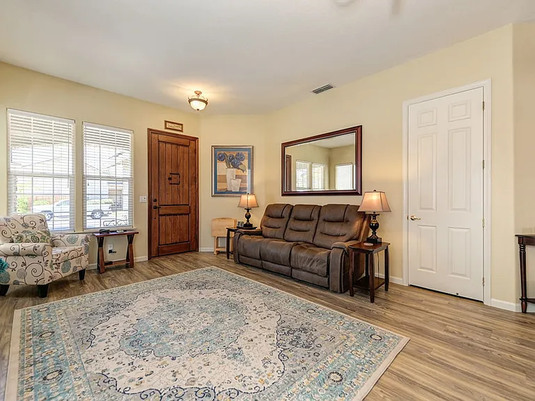 1669 Calabasa Dr — Photo 7