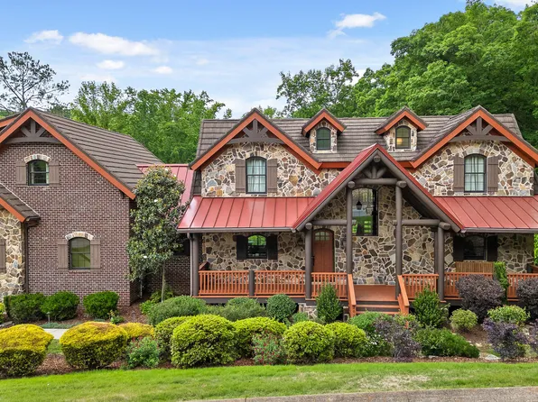 2022 River Bluff Dr, Hixson, TN 37343