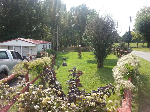 131 Reed Ln, Cookeville, TN 38506