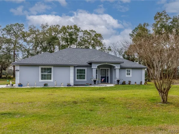 9320 W Melanie Ln, Crystal River, FL 34428