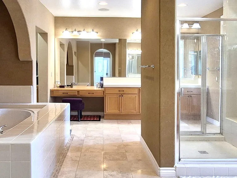 13945 Kerry Ln — Photo 18