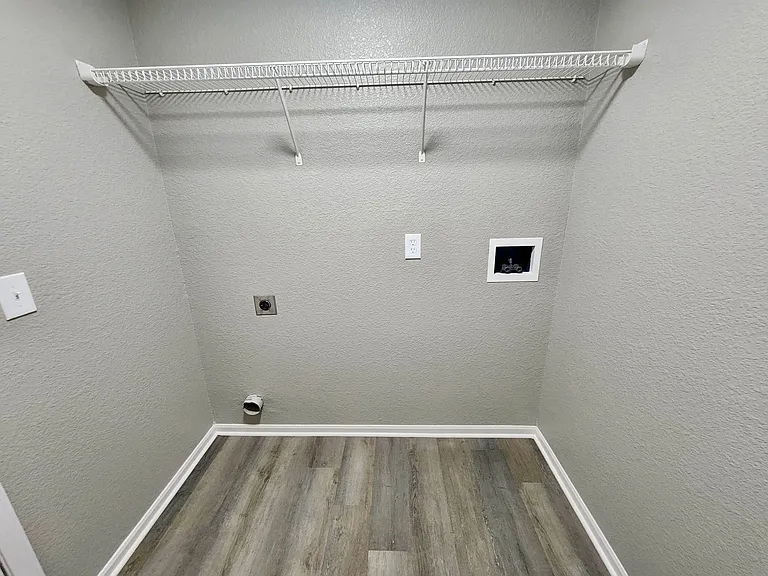 408B SE Chelsey Ln — Photo 7