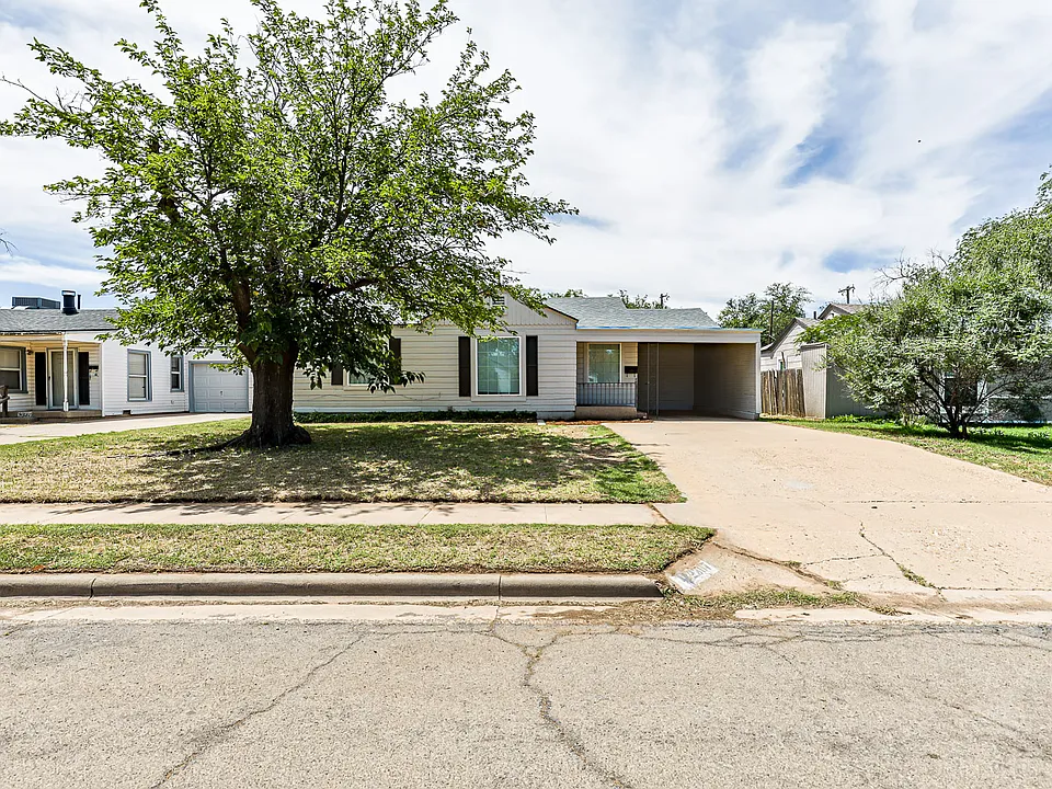 2307 32nd St