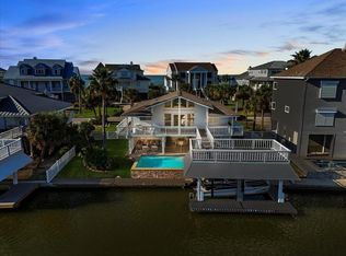 3423 Christmas Tree Point Rd, Galveston, TX 77554