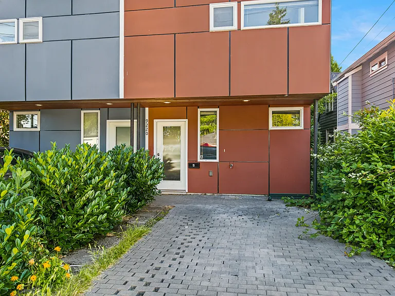 9220 35th Ave SW #A — Photo 2