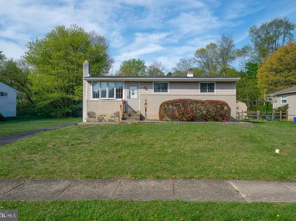 102 Tuscany Rd, Aston, PA 19014