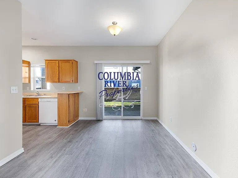 5264 NE 121st Ave #B-8 — Photo 6