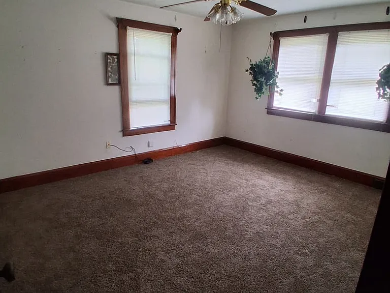 354 E Indianola Ave #1 — Photo 37