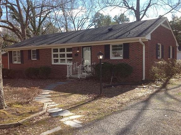 2nd image of 2523 Hyde St
