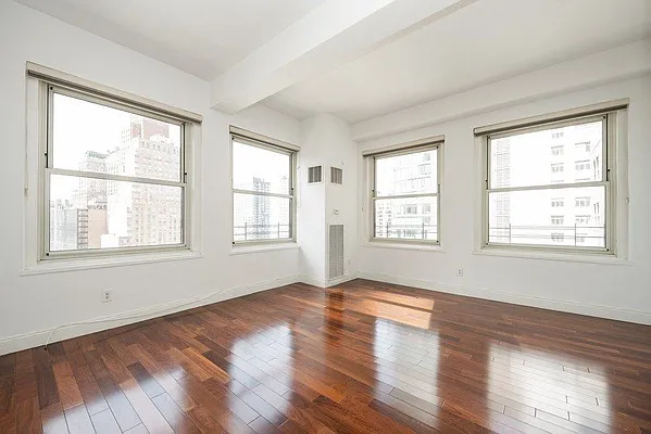 Sold by Joanna Cutler Real Estate | media 19