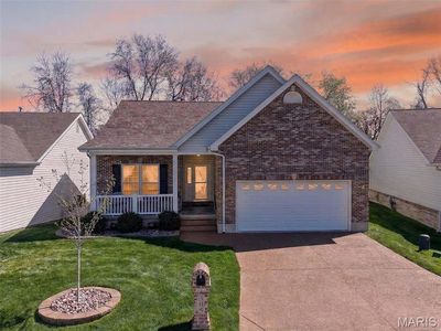 305 Newport Dr, Saint Peters, MO, 63376