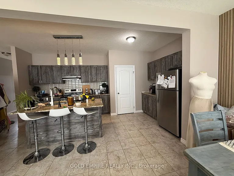 3270 Singleton Ave #21 — Photo 9
