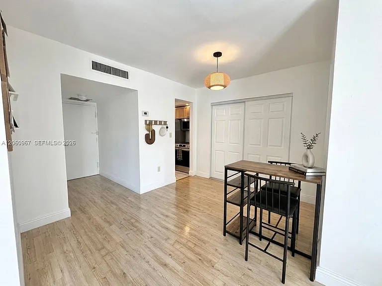 800 West Ave #632 — Photo 5