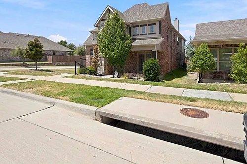 4524 Del Rey Ave Photo 1