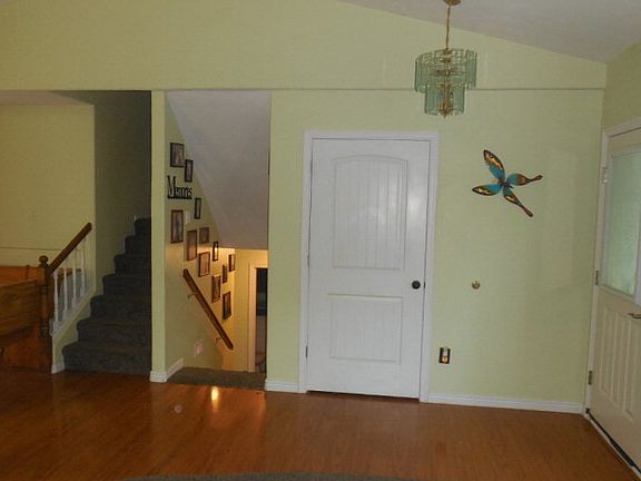 5th image of 653 Evans Avenue