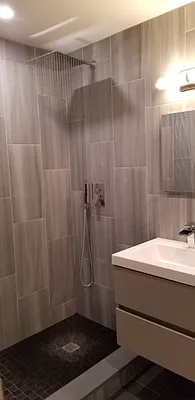 Rented by Zikos Realty Services | media 6