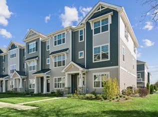 559 Yosemite Way #559, Mundelein, IL 60060