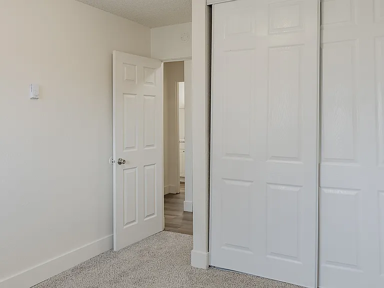Madera Court Apartments - Troutdale Oregon - Two Bedroom