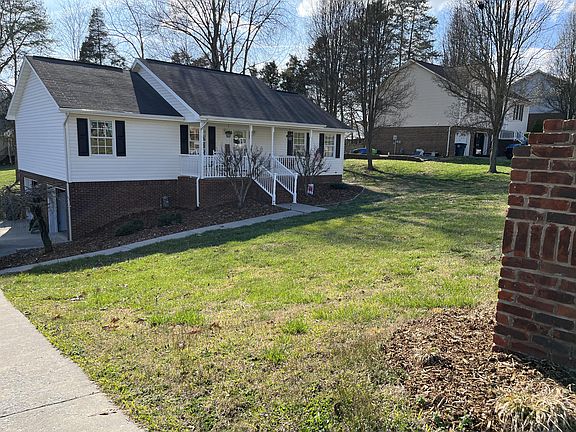 4th image of 161 Ashley Dr