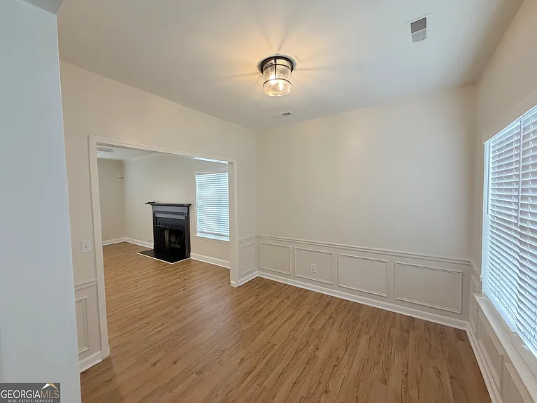 106 Turtle Pointe Dr — Photo 2