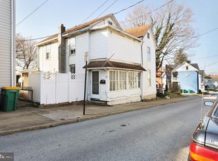 35 Cleveland Ave, Waynesboro, PA 17268