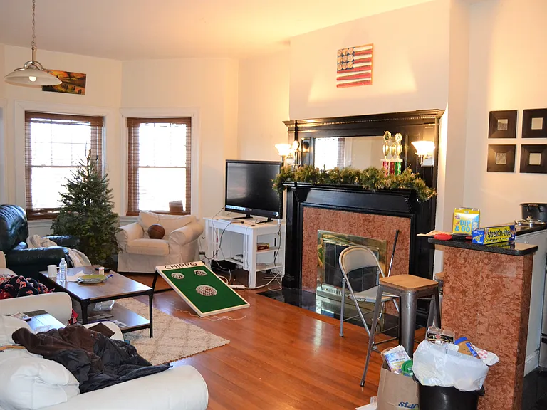 1689 Beacon St #4 — Photo 1