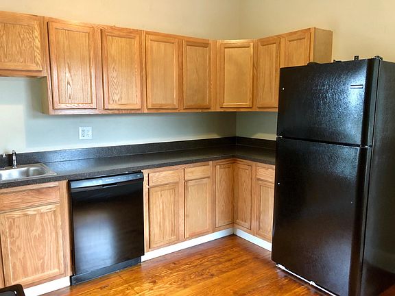 4th image of 2317 Montgomery St #2