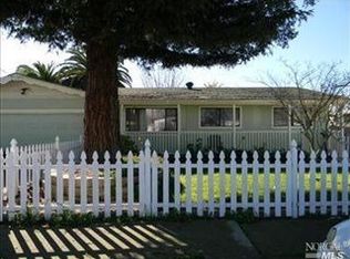 530 Ashwood Dr, Santa Rosa, CA 95407