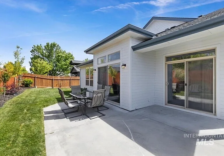 12580 W Mardia St — Photo 35