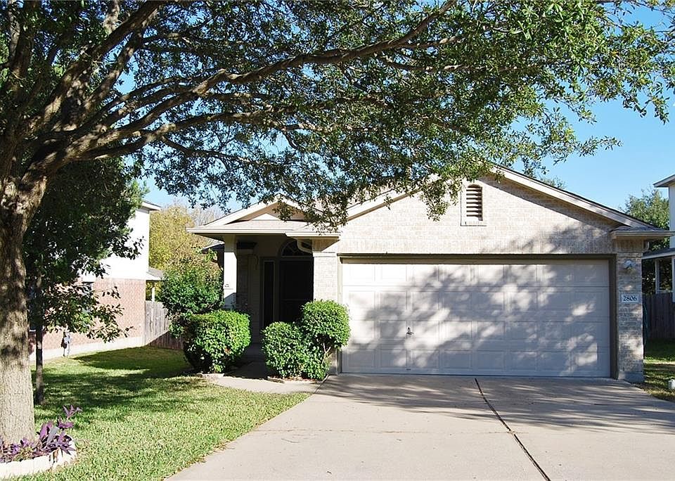 1st image of 2806 Greenlee Dr