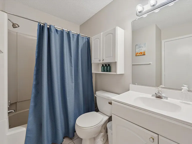 107 Barbary Ct — Photo 29
