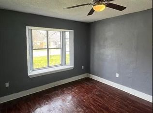 1660 Globe Ave, Blue Mound, TX 76131