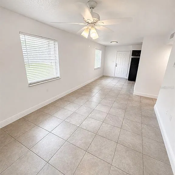 1187-1187 Bentley Rd #1 — Photo 3