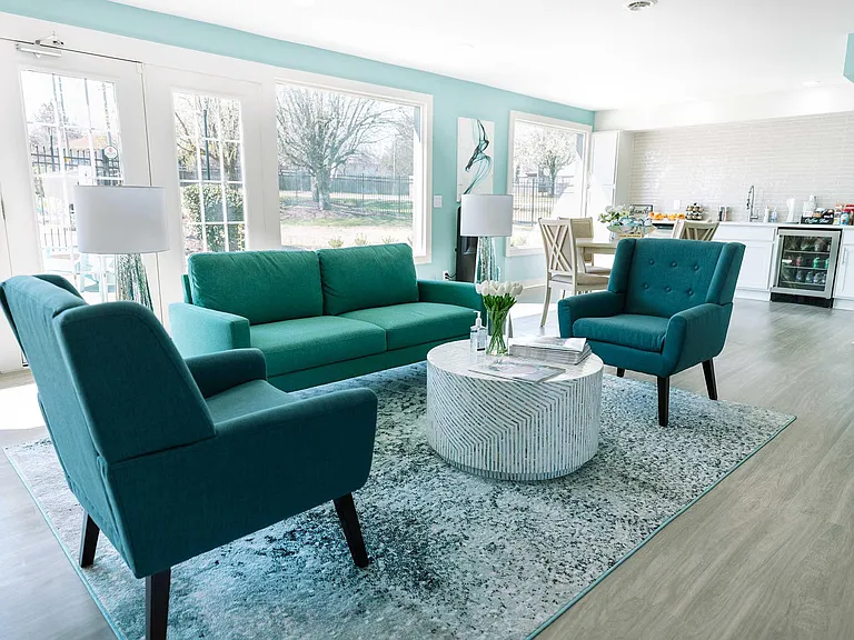 Chase Cove Apartments — Photo 3