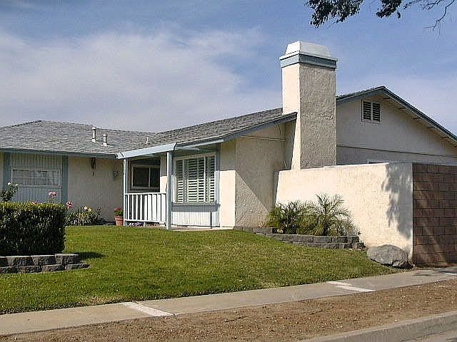 2nd image of 8267 Kinlock Ave